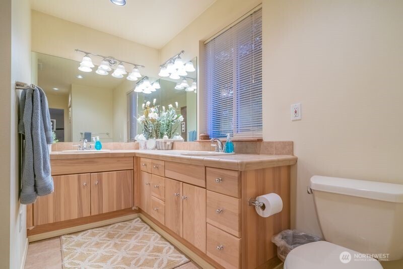 351 Lost Lake Road Easton, WA 98925 - Photo 13 of 21