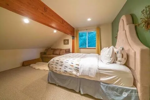 $849,950 | 351 Lost Lake Road, Easton, WA 98925