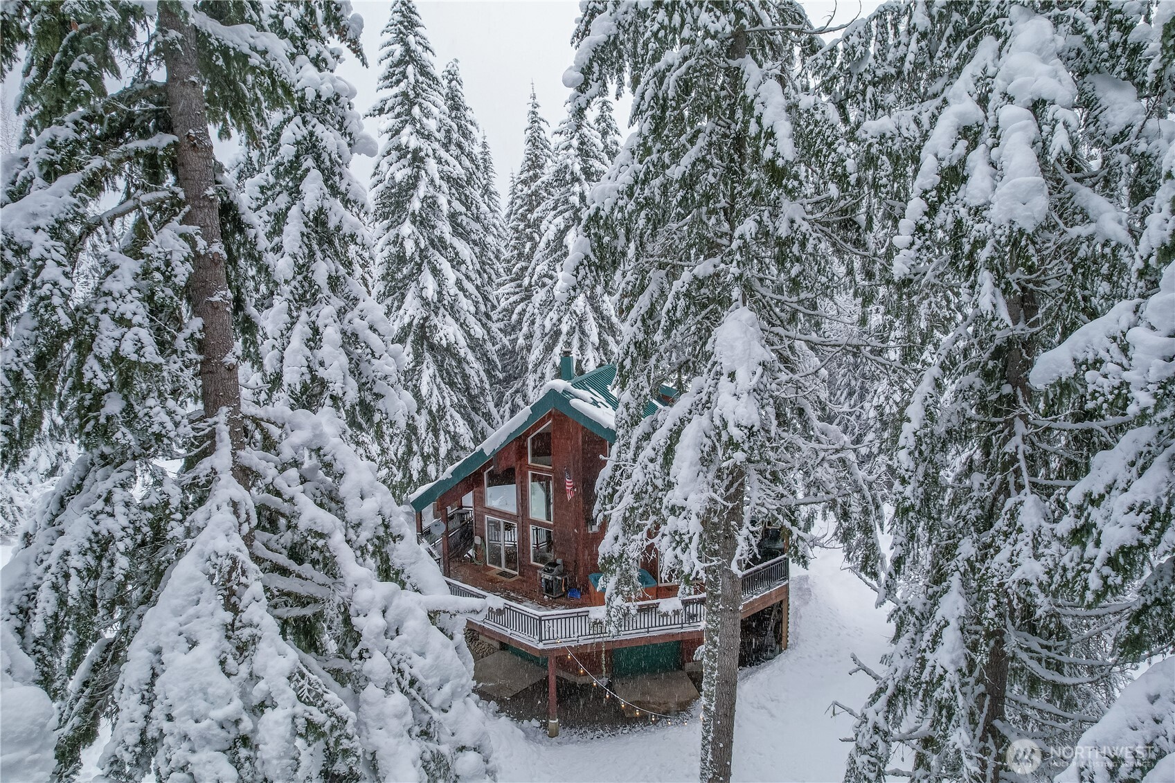 351 Lost Lake Road Easton, WA 98925 - Photo 2 of 21