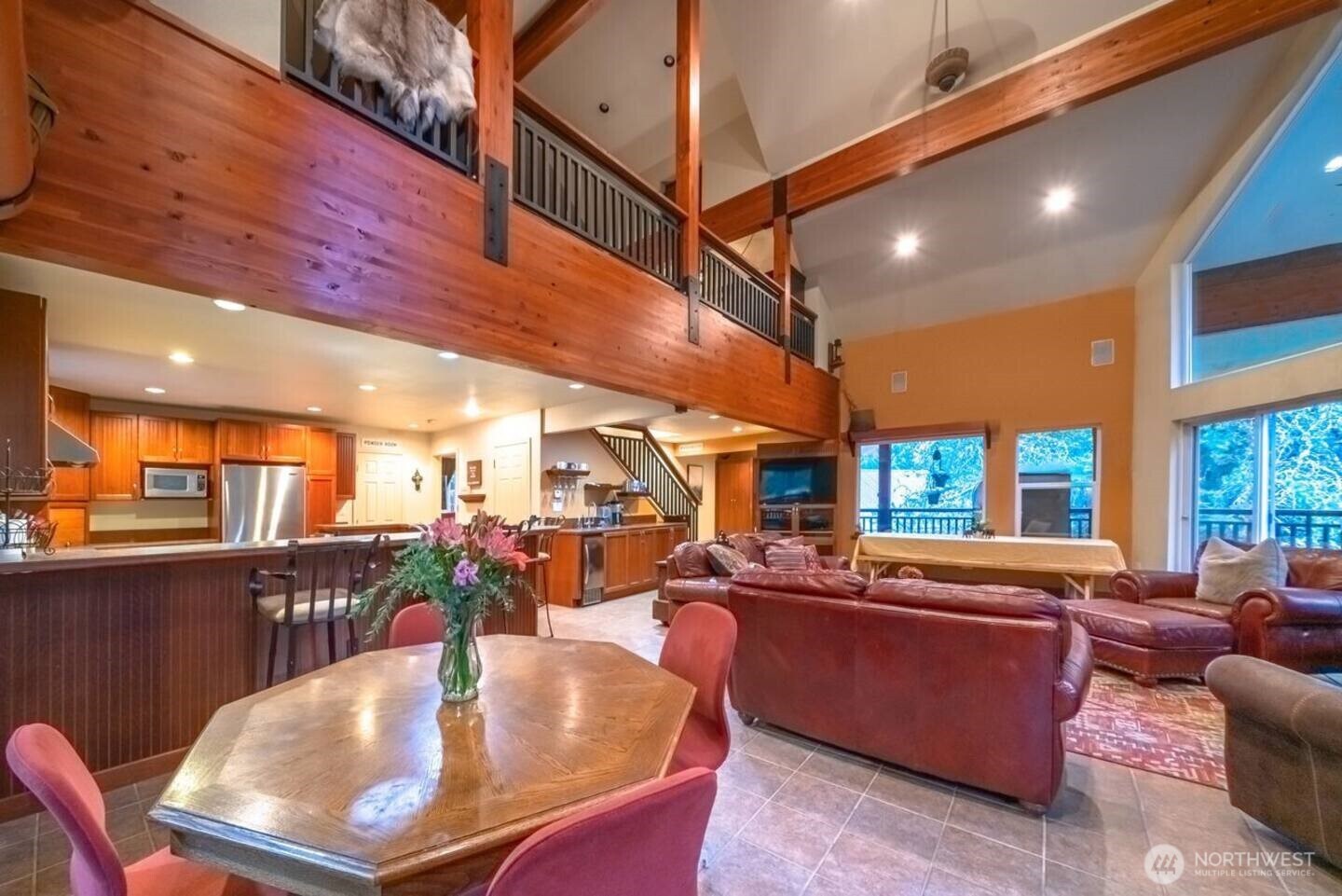 351 Lost Lake Road Easton, WA 98925 - Photo 4 of 21