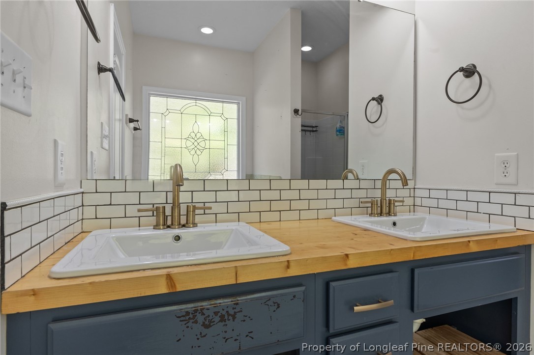 1832 Sand Hill Road Hope Mills, NC 28348 - Photo 23 of 45