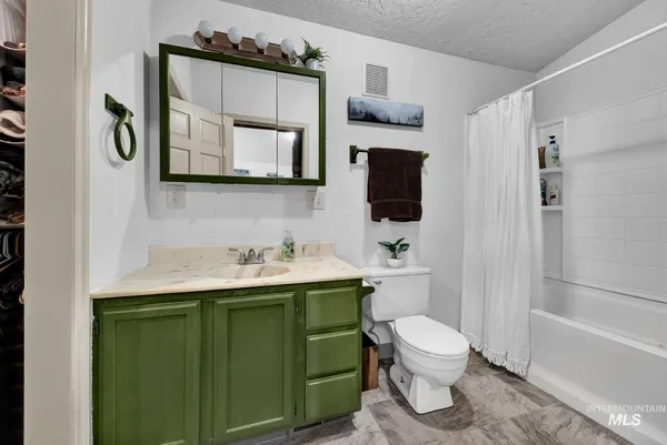 $639,500 | 16985 Garnet Road, Wilder, ID 83676