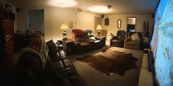 $639,500 | 16985 Garnet Road, Wilder, ID 83676