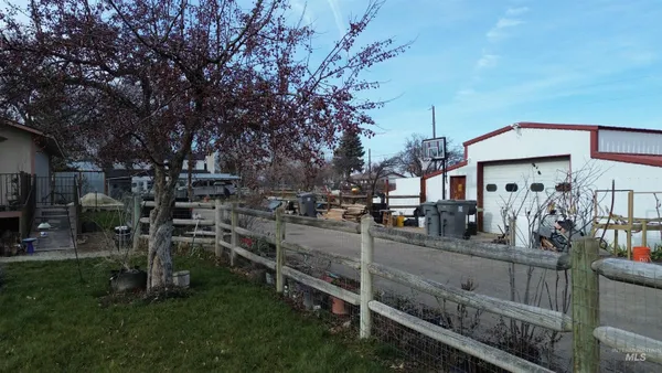 $639,500 | 16985 Garnet Road, Wilder, ID 83676