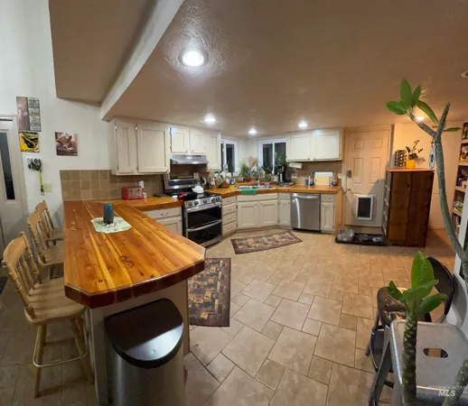 $639,500 | 16985 Garnet Road, Wilder, ID 83676