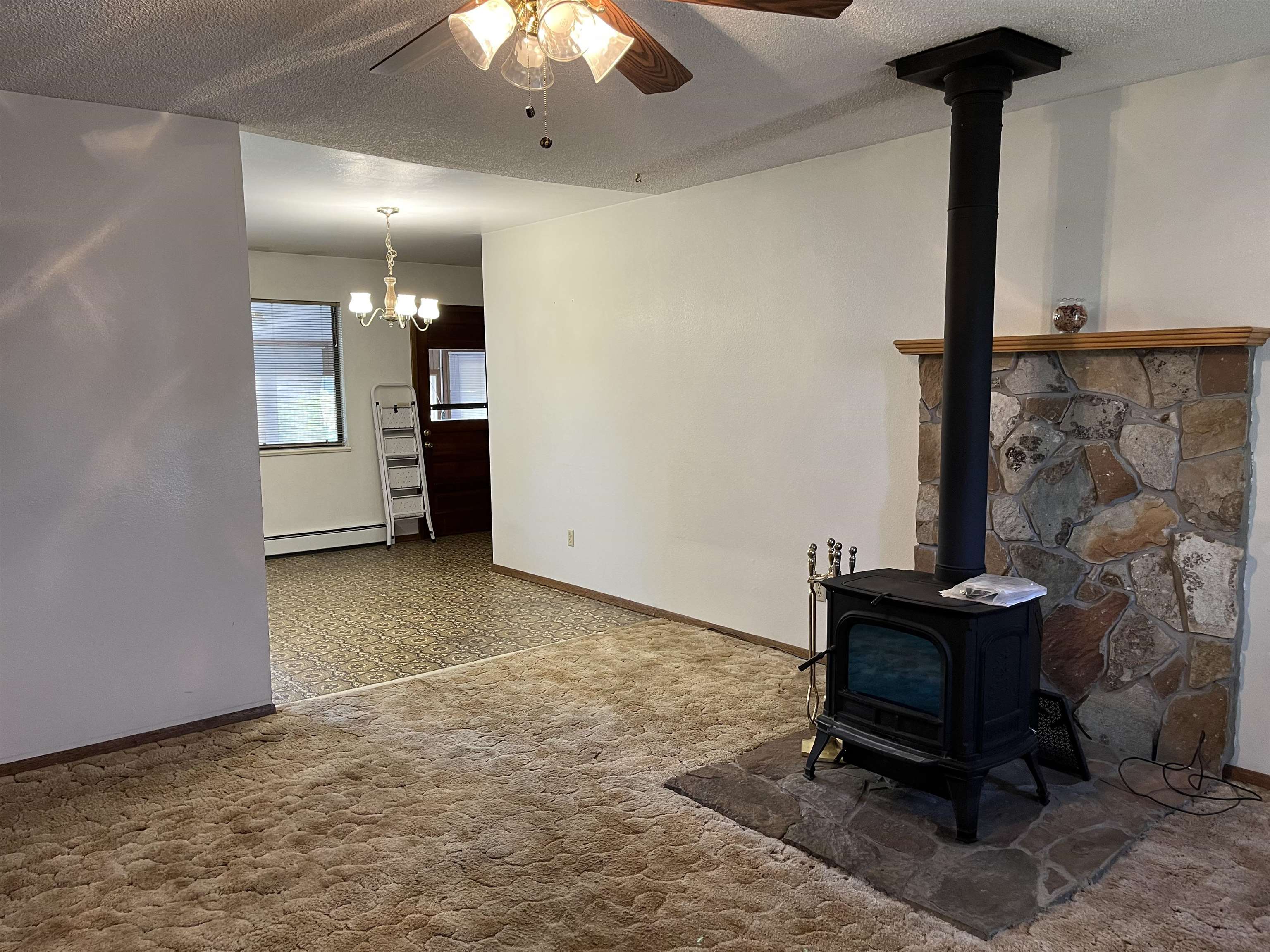 433 Doris Road Grand Junction, CO 81504 - Photo 4 of 17 Gallery Image 4