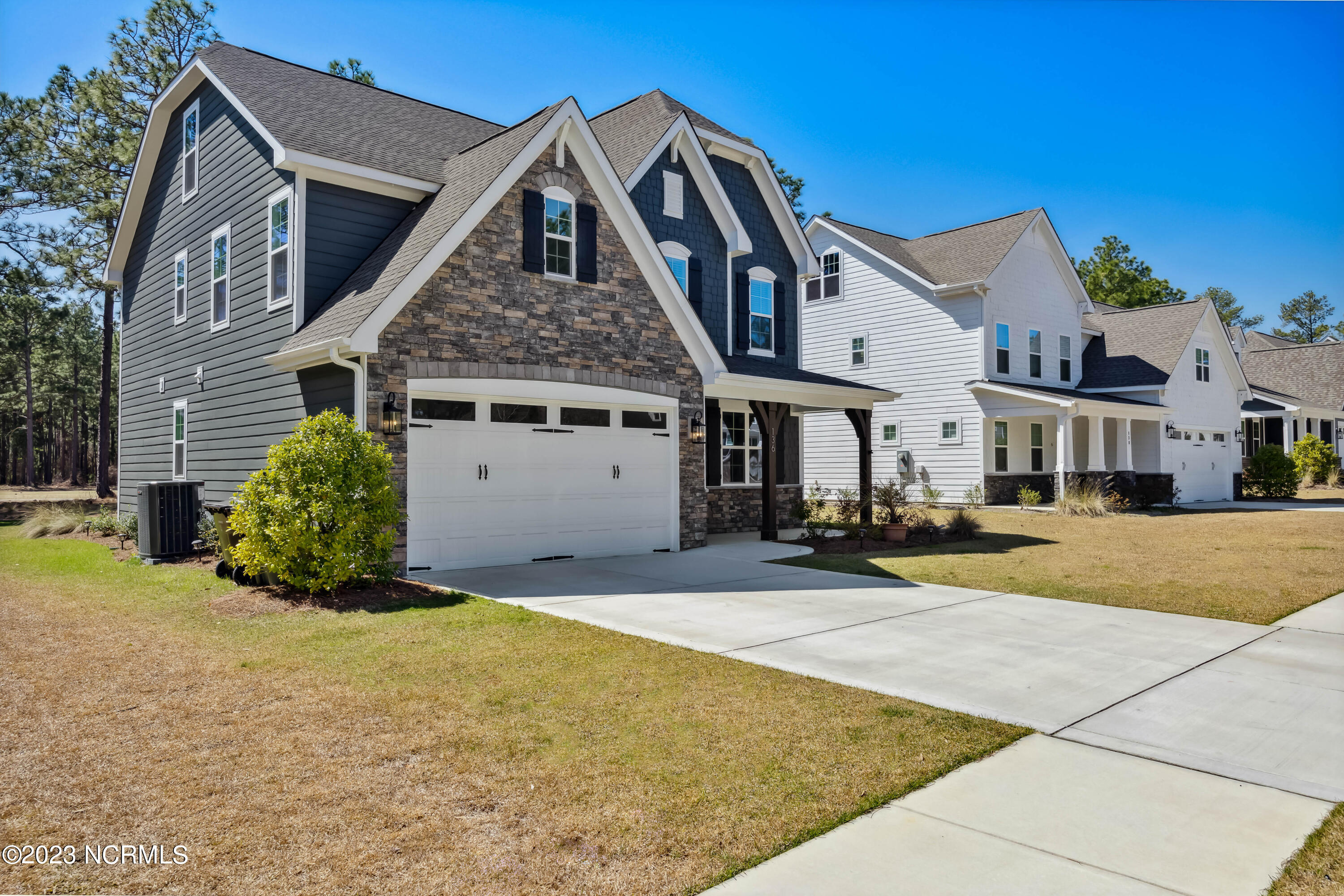 136 Fontana Lake Road Aberdeen, NC 28315 - Photo 2 of 39 2-print-H22A3384