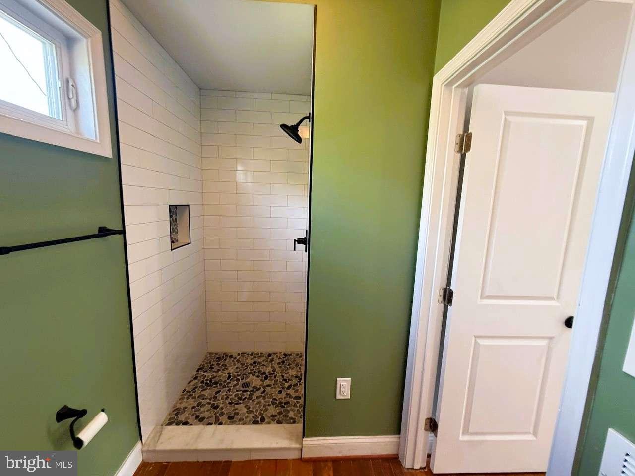 1205 Greystone Road Baltimore, MD 21227 - Photo 10 of 25
