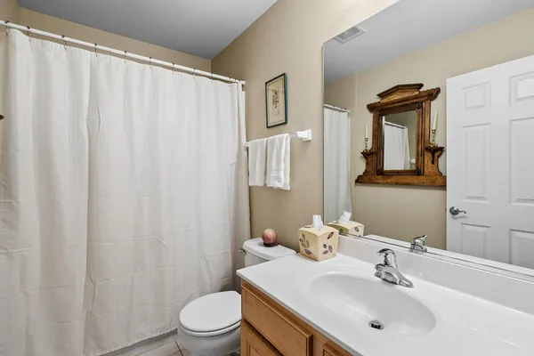 $290,000 | 1250 Parkview Drive, Antioch, IL 60002