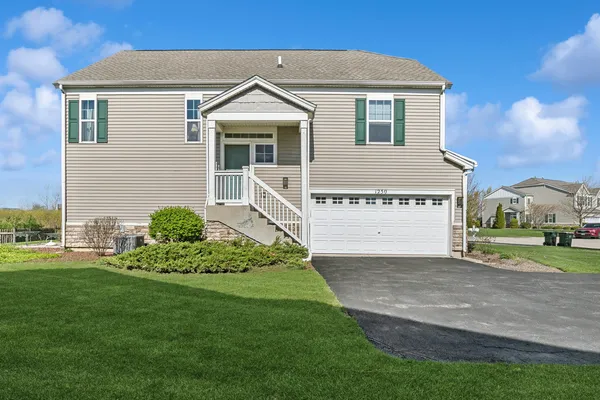 $290,000 | 1250 Parkview Drive, Antioch, IL 60002