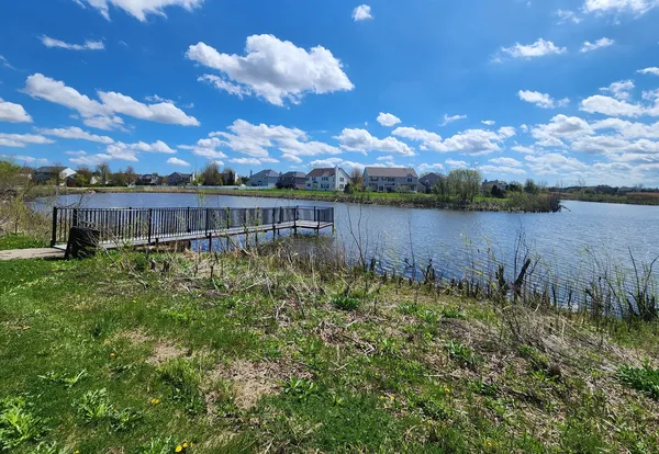 $290,000 | 1250 Parkview Drive, Antioch, IL 60002