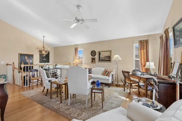 $290,000 | 1250 Parkview Drive, Antioch, IL 60002