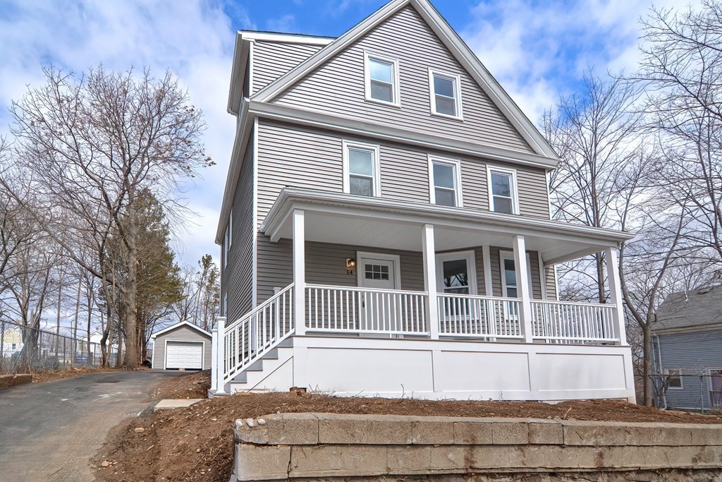 a house view with a outdoor space