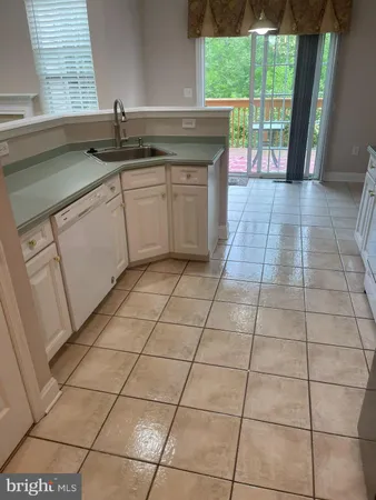 $3,200 | 160 Pennsbury Lane, Woodbury, NJ 08096