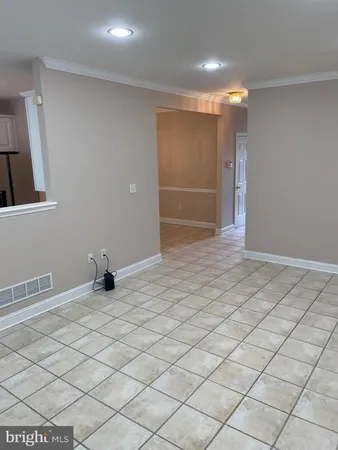 $3,200 | 160 Pennsbury Lane, Woodbury, NJ 08096