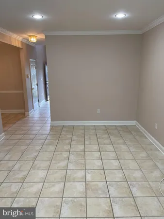 $3,200 | 160 Pennsbury Lane, Woodbury, NJ 08096