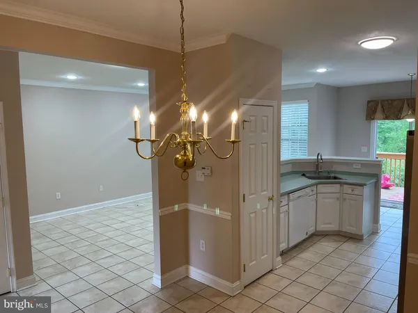 $3,200 | 160 Pennsbury Lane, Woodbury, NJ 08096
