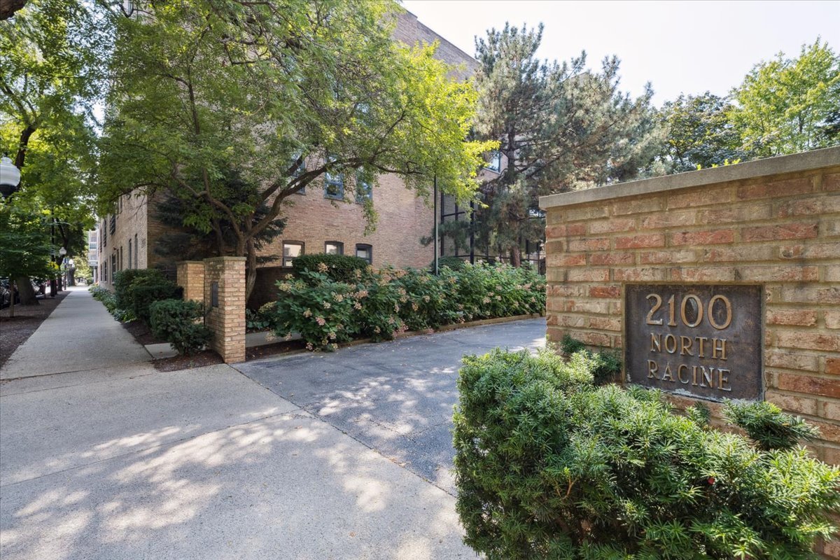 2100 North Racine Avenue, Unit 3D Chicago, IL 60614 - Photo 3 of 49