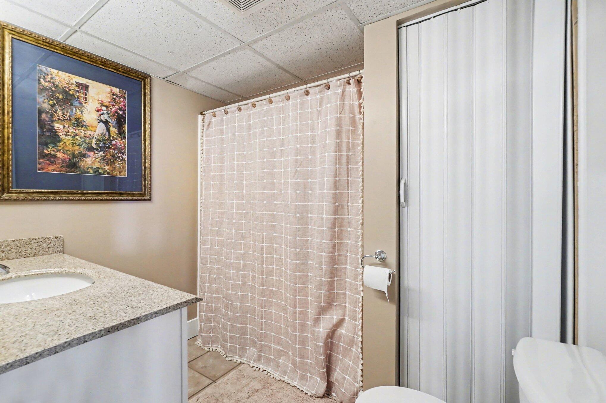 7788 West Royal Road Canadian Lakes, MI 49346 - Photo 27 of 38 029_file_1134