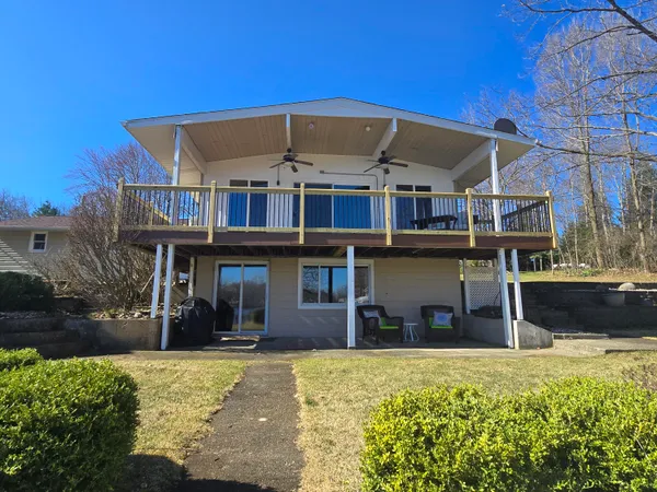 $549,000 | 7788 West Royal Road, Canadian Lakes, MI 49346