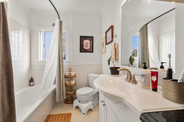 $1,550,000 | 1039 Channing Way, Berkeley, CA 94710