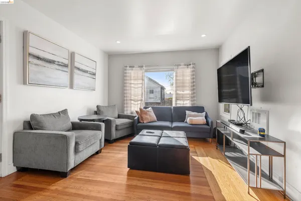 $1,550,000 | 1039 Channing Way, Berkeley, CA 94710