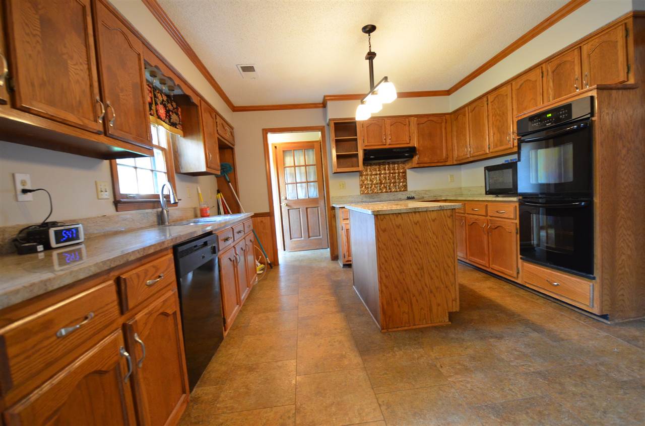 4010 Bartlett Country Road Bartlett, TN 38135 - Photo 17 of 25 Gallery Image 17