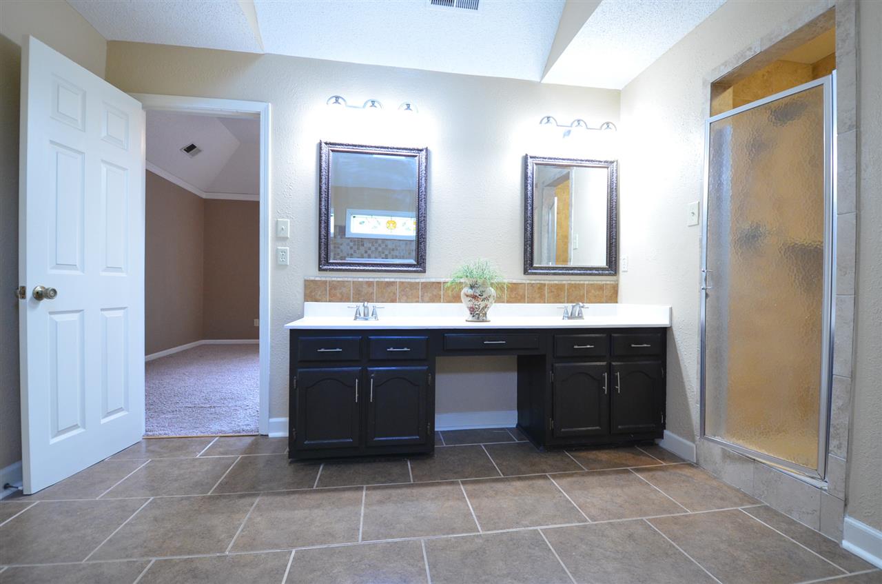 4010 Bartlett Country Road Bartlett, TN 38135 - Photo 10 of 25 Gallery Image 10