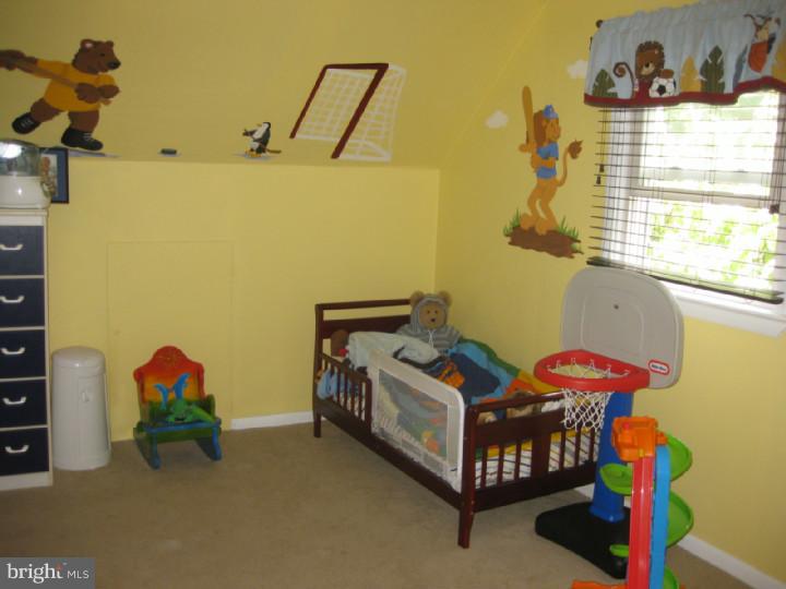 635 Pen-Ambler Road Ambler, PA 19002 - Photo 11 of 17 Bedroom 2