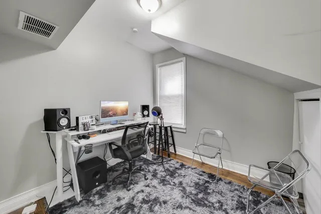 $549,000 | 2633 West 23rd Place, Chicago, IL 60608