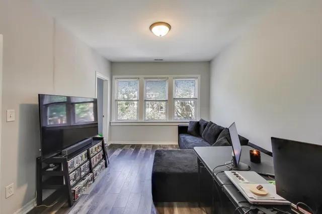 $549,000 | 2633 West 23rd Place, Chicago, IL 60608