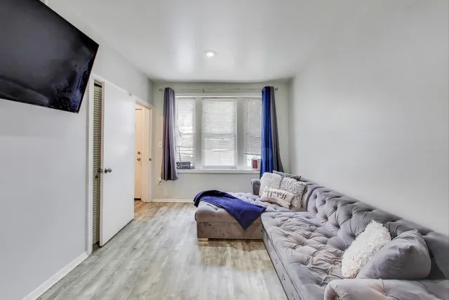 $549,000 | 2633 West 23rd Place, Chicago, IL 60608