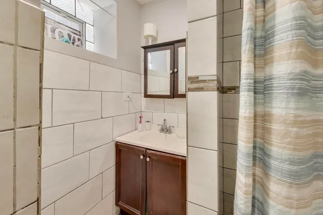 $549,000 | 2633 West 23rd Place, Chicago, IL 60608