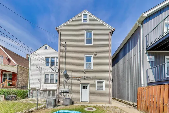 $549,000 | 2633 West 23rd Place, Chicago, IL 60608