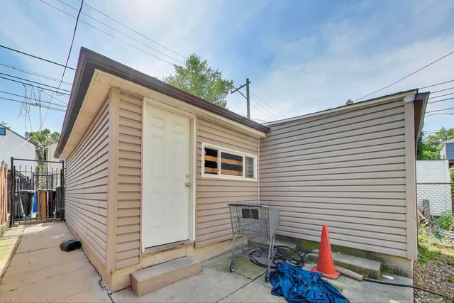 $549,000 | 2633 West 23rd Place, Chicago, IL 60608