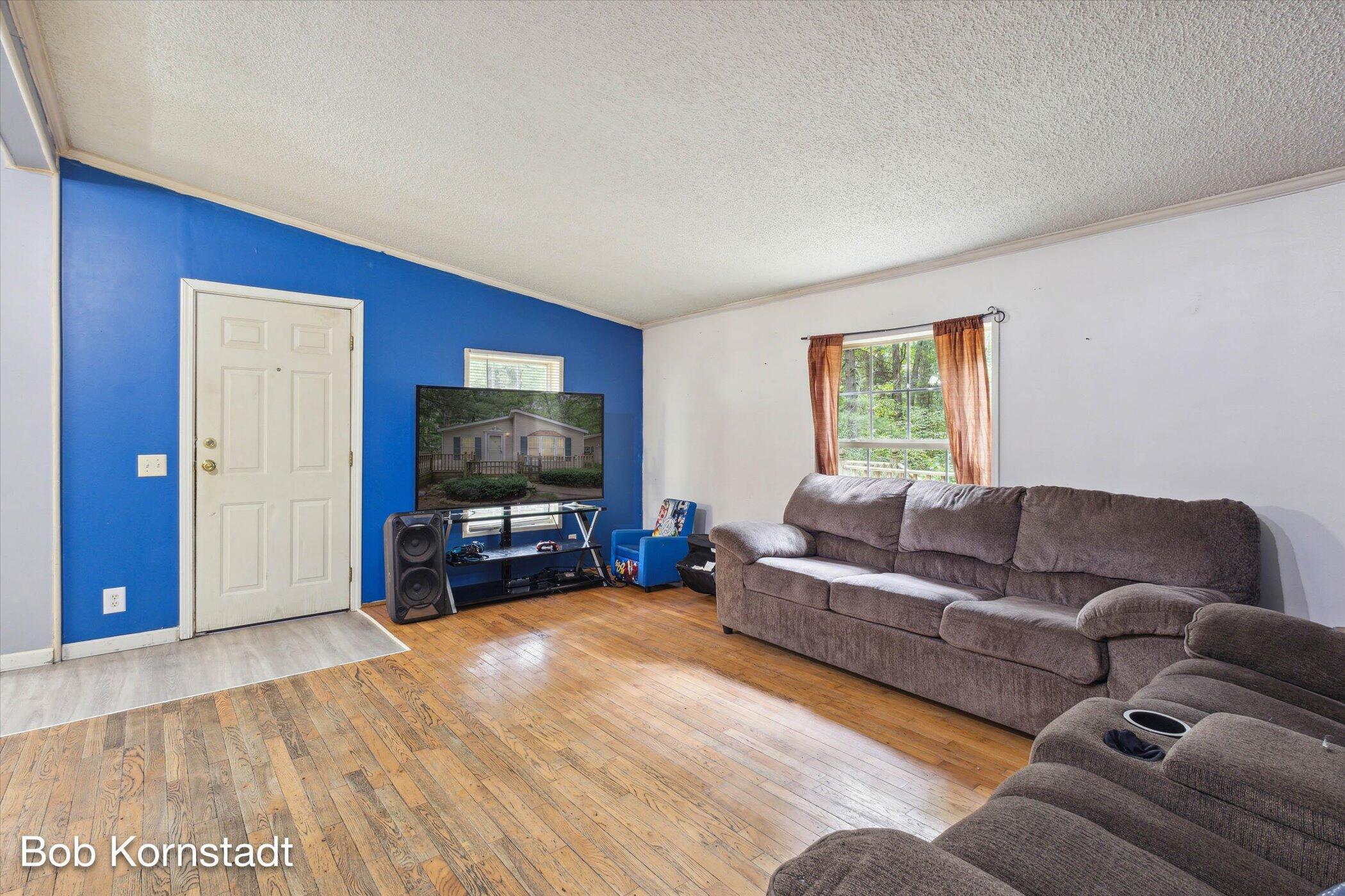 1762 Allen Road Allegan, MI 49010 - Photo 12 of 34 12-12-1762-Allen-Rd-Allegan-MI-49010-Win