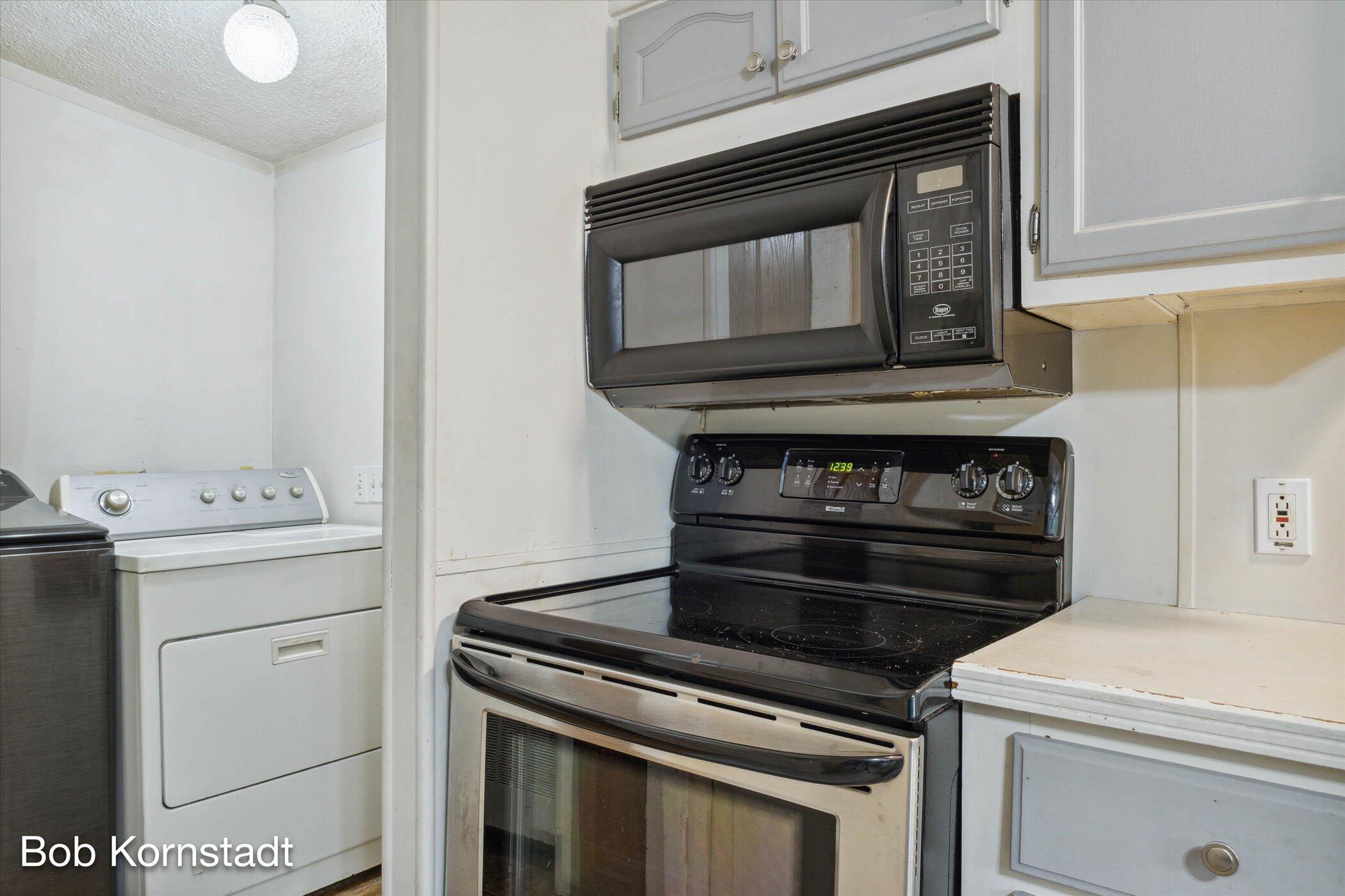 1762 Allen Road Allegan, MI 49010 - Photo 16 of 34 16-16-1762-Allen-Rd-Allegan-MI-49010-Win