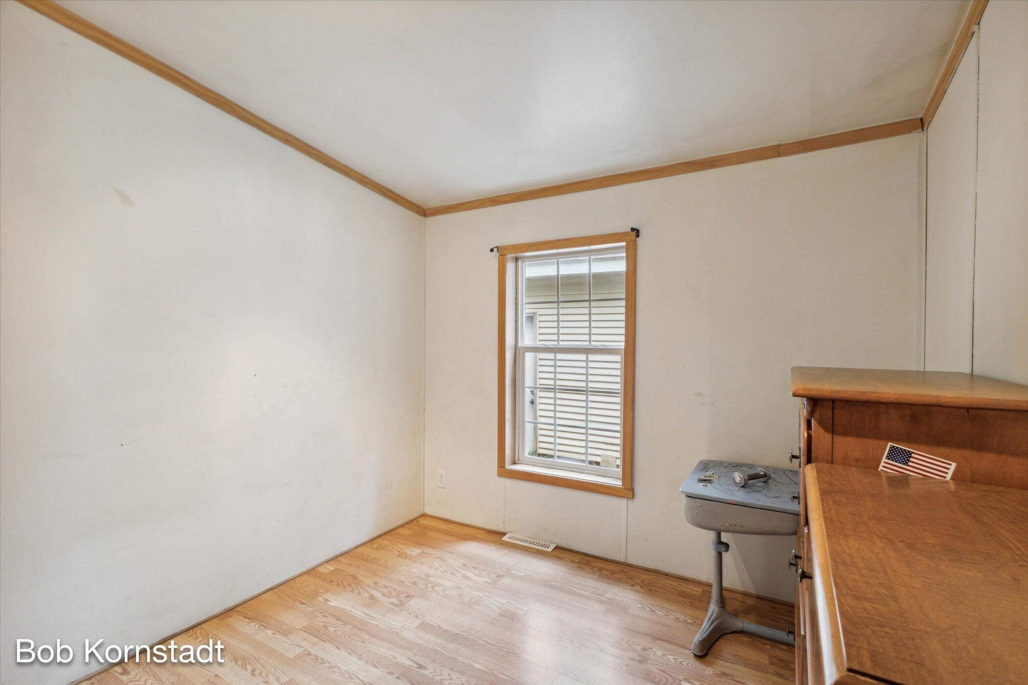 1762 Allen Road Allegan, MI 49010 - Photo 21 of 34 21-21-1762-Allen-Rd-Allegan-MI-49010-Win
