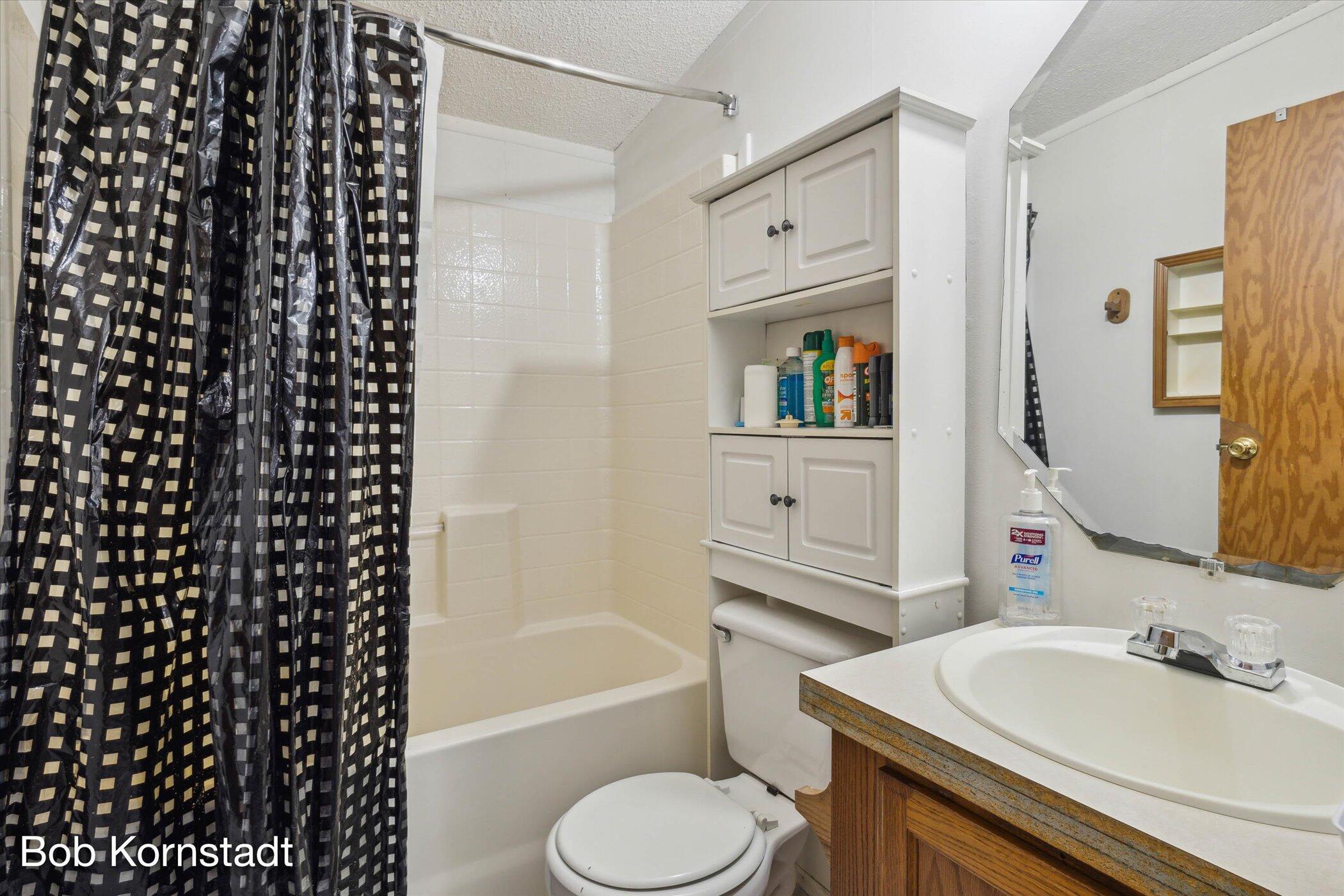 1762 Allen Road Allegan, MI 49010 - Photo 27 of 34 27-27-1762-Allen-Rd-Allegan-MI-49010-Win
