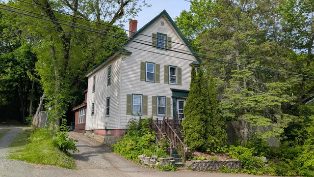 $139,900 | 40 Walter Street, Bangor, ME 04401