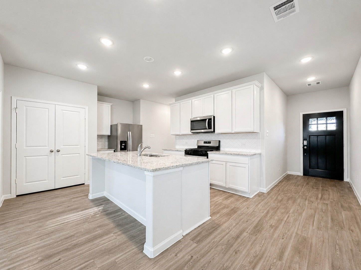 52 Valiant Ridge Trail Magnolia, TX 77354 - Photo 14 of 35