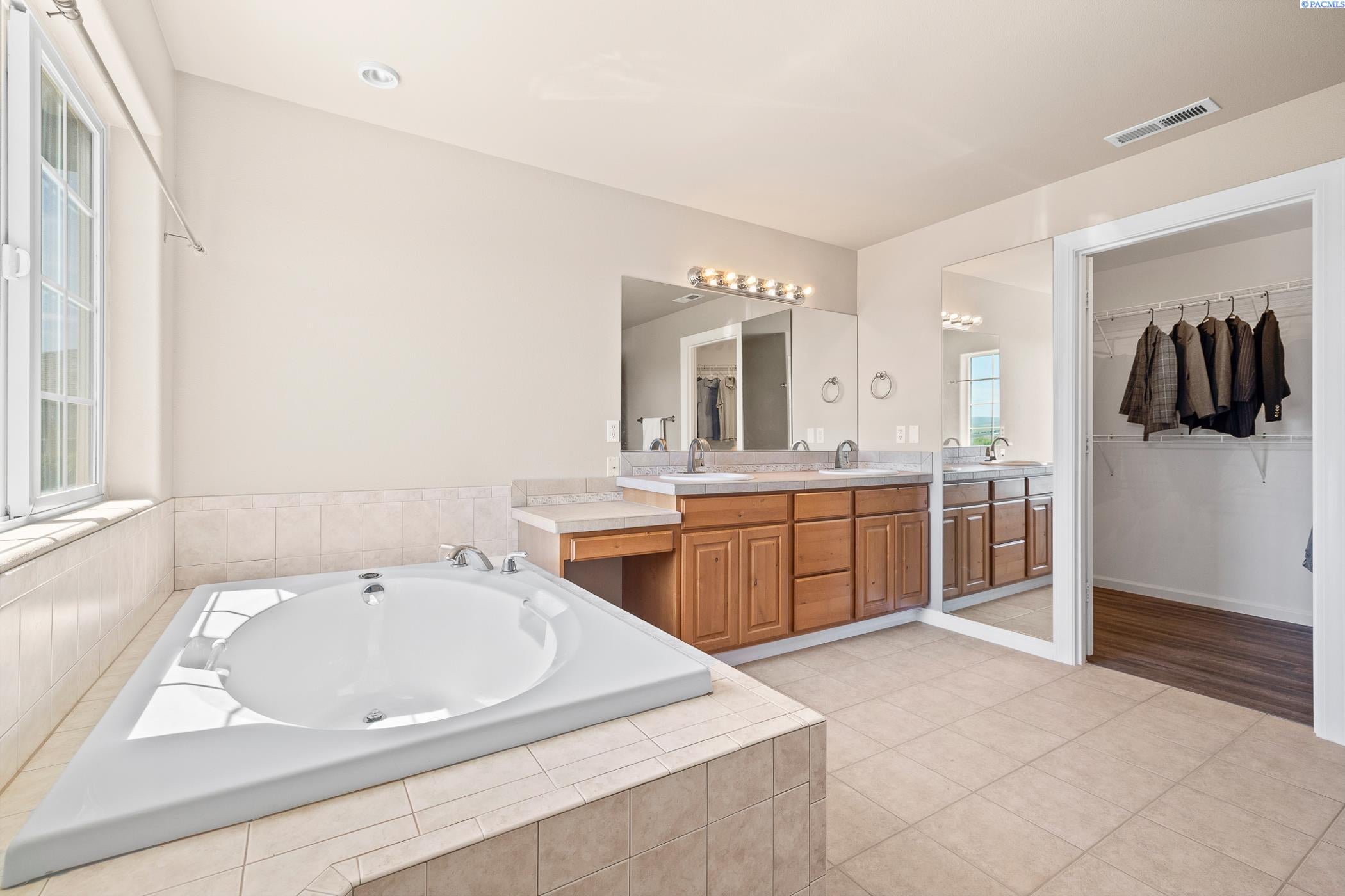 2726 Katie Road Kennewick, WA 99338 - Photo 24 of 49 Gallery Image 24