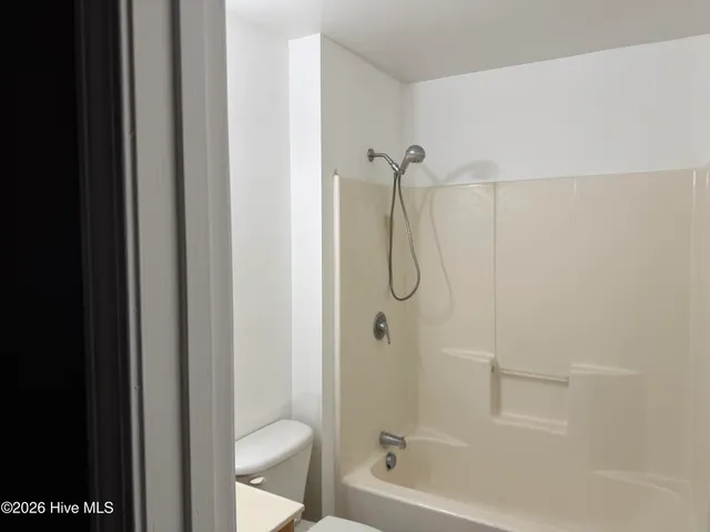 $1,250 | 122 Short Street, Beaufort, NC 28516