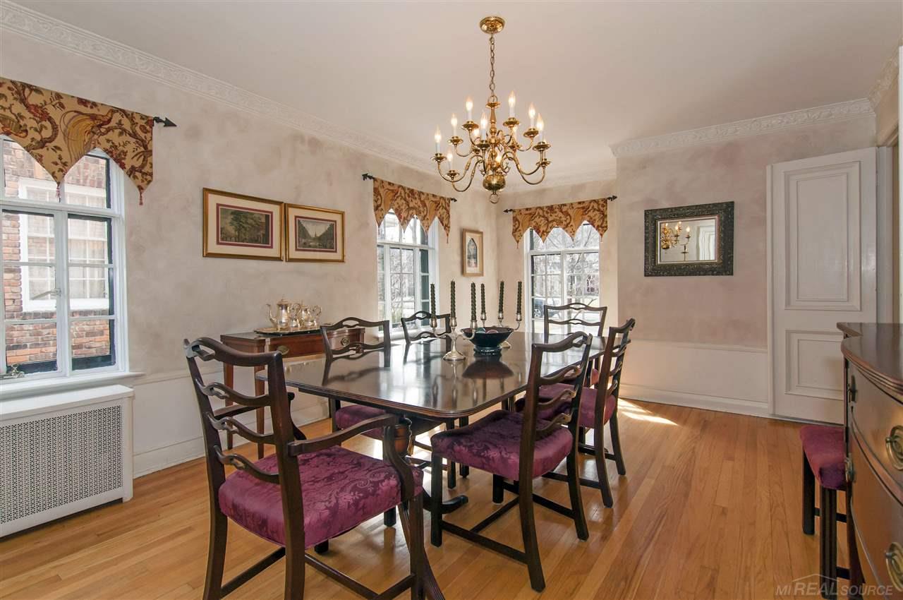 264 Lewiston Road Grosse Pointe Farms, MI 48236 - Photo 10 of 40