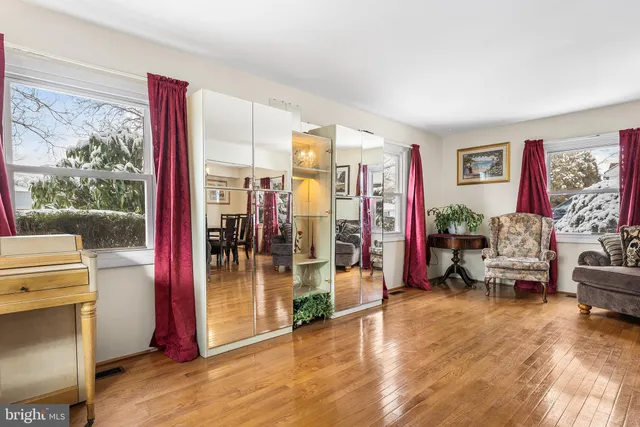 $439,900 | 11 Tempest Lane, Willingboro, NJ 08046