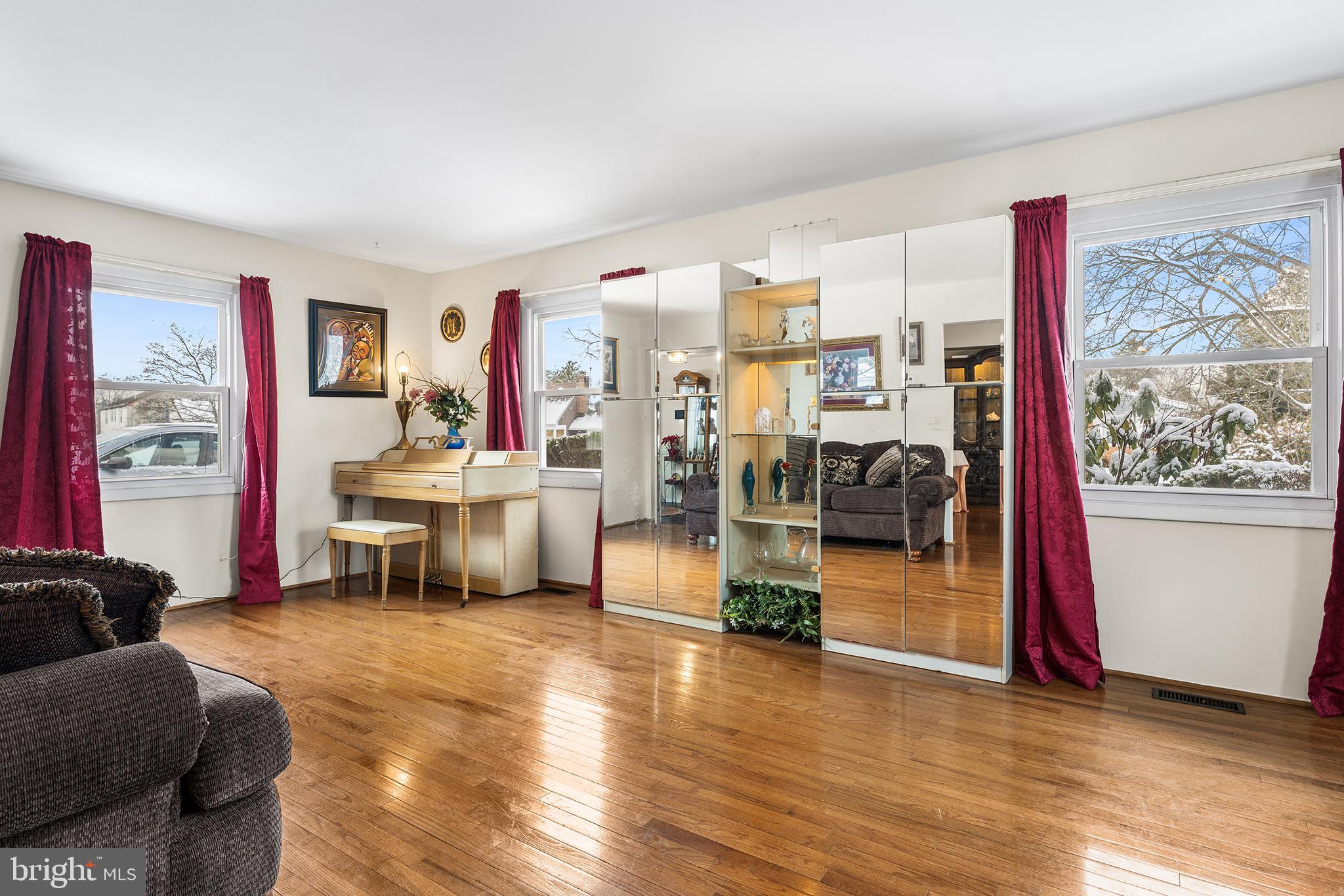 11 Tempest Lane Willingboro, NJ 08046 - Photo 9 of 38