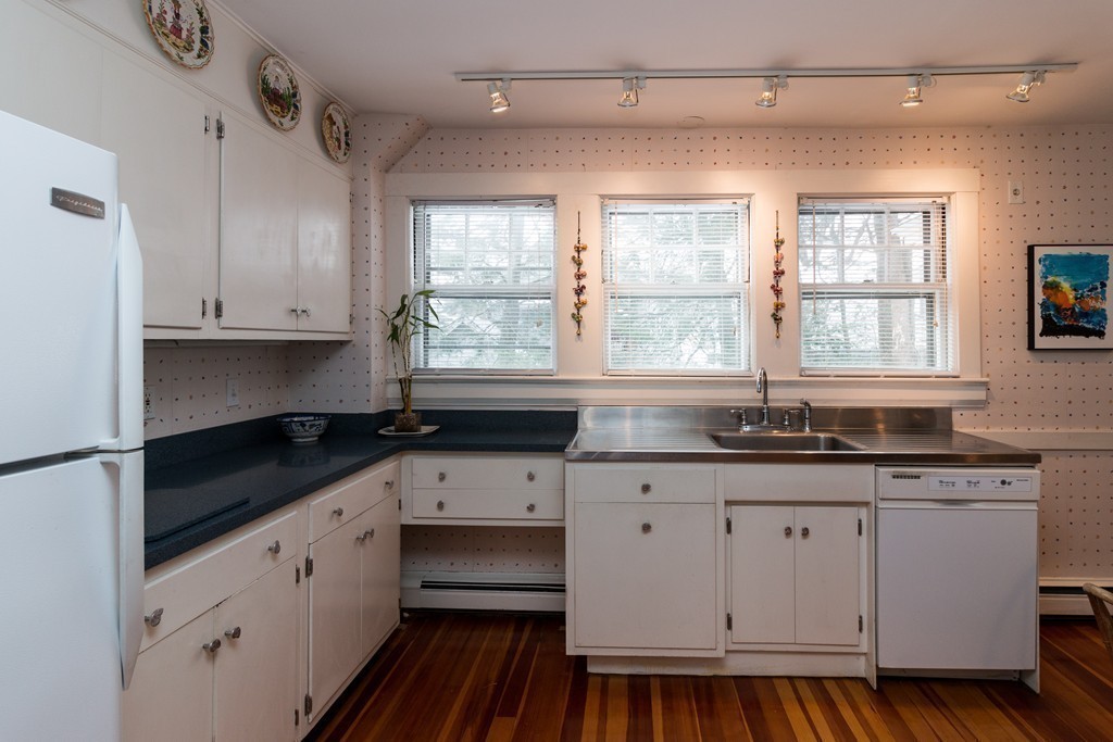 49 Pequossette Road Belmont, MA 02478 - Photo 16 of 29 Gallery Image 16