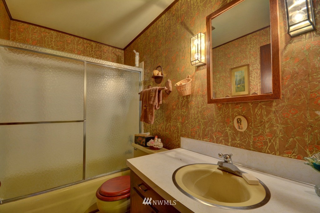 1092 West Waterloo Road Oak Harbor, WA 98277 - Photo 8 of 25 Gallery Image 8