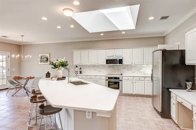 $2,650 | 1107 St John Court, Pflugerville, TX 78660