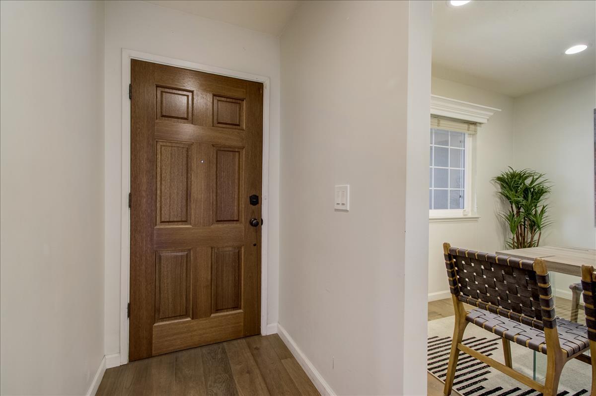834 South Wolfe Road Sunnyvale, CA 94086 - Photo 3 of 59 Gallery Image 3
